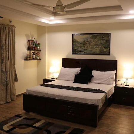 Elegant & Charming One Bed Apartment In Bahria Town Rawalpindi Dış mekan fotoğraf