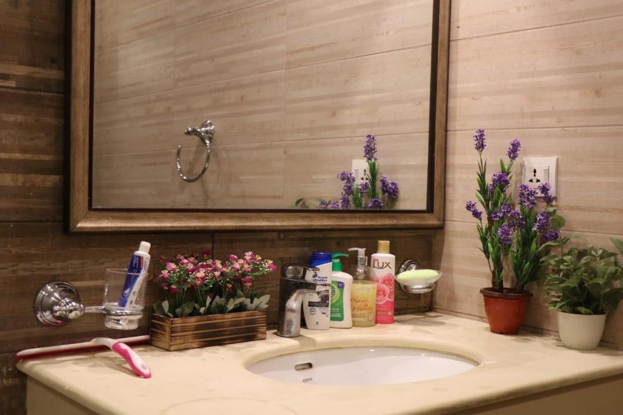 Elegant & Charming One Bed Apartment In Bahria Town Rawalpindi Dış mekan fotoğraf