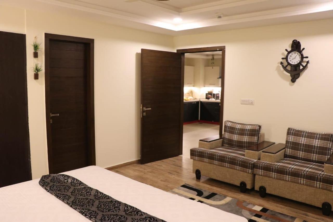 Elegant & Charming One Bed Apartment In Bahria Town Rawalpindi Dış mekan fotoğraf